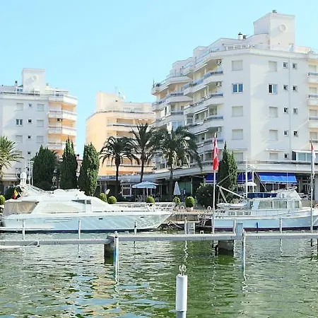 アパートホテル Rvhotels Port Canigo ラ・ガリガ