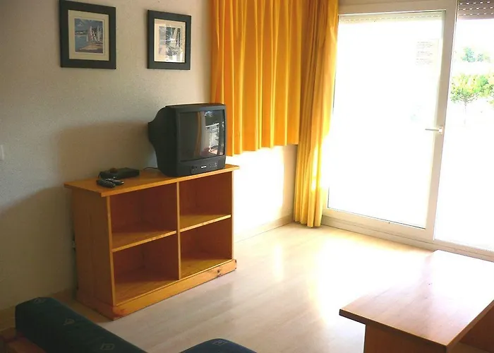 Rvhotels Port Canigo Apart-hotel 3*