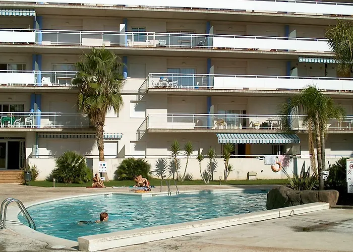 Rvhotels Port Canigo Apart-hotel 3*